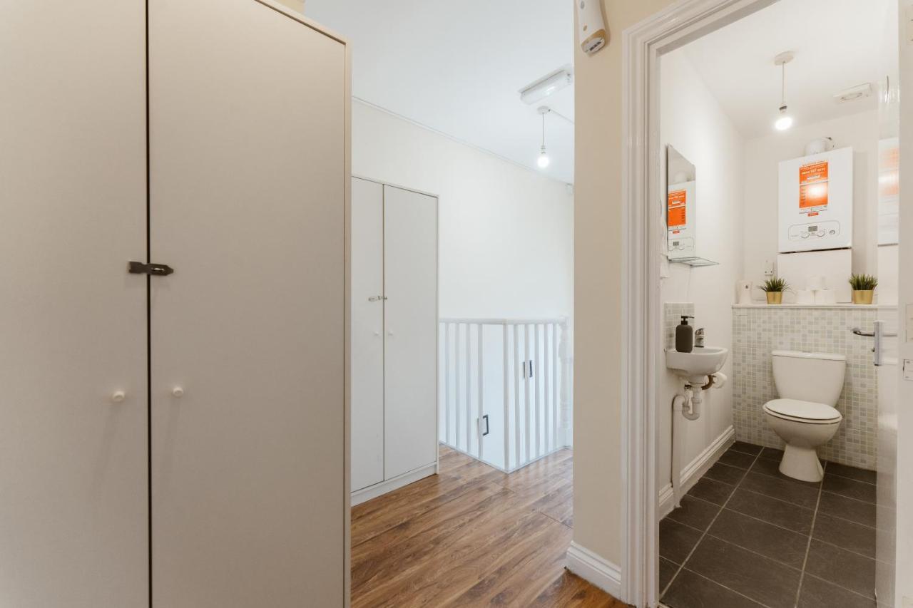 Mile End Rooms 57A Лондон Екстериор снимка