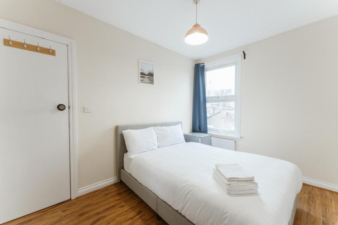 Mile End Rooms 57A Лондон Екстериор снимка